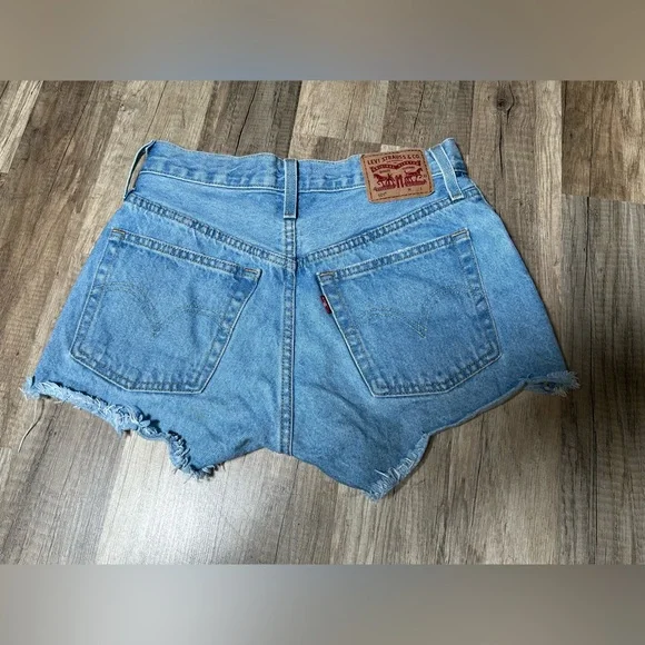 Levi's 501 Jean Shorts - Size W25 - Picture 4 of 14